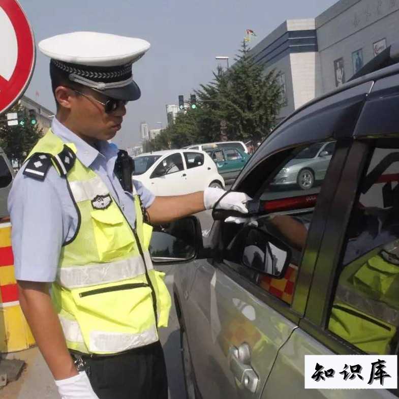 喝酒后多久可以开车 法律规定喝酒后多久可以开车